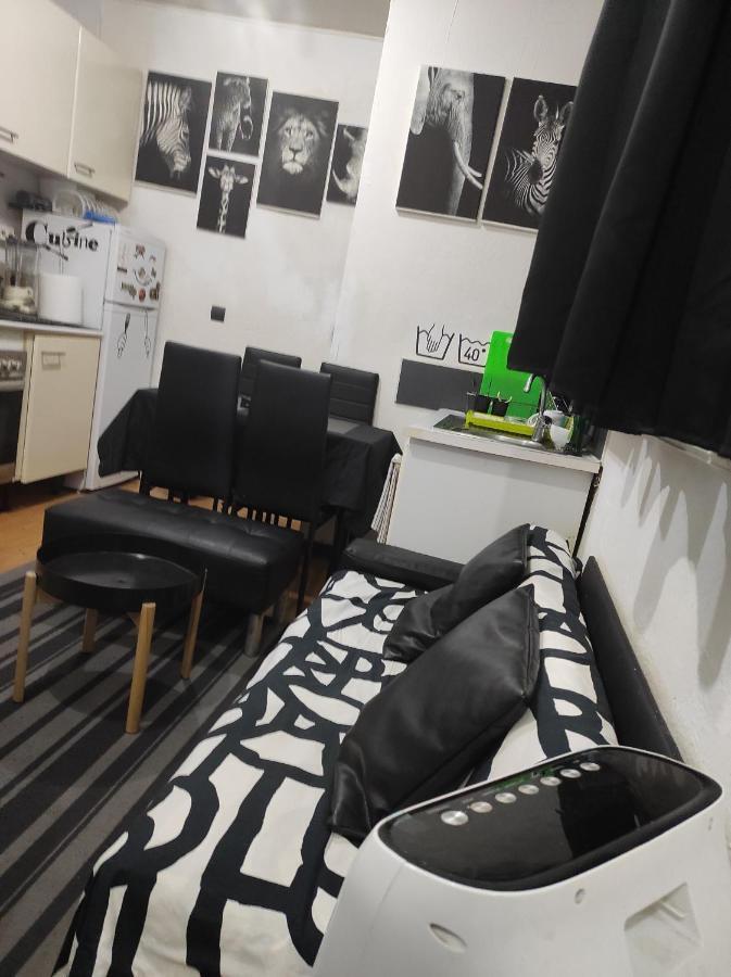 Estudio Independiente Y Equipado Para 1 Persona Apartment