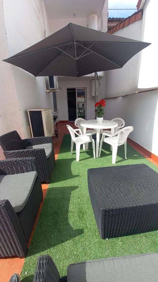 Homely Apartament *