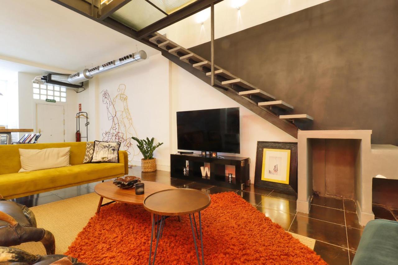 Loft Jacuzzi Palace By Madflats Collection Apartment