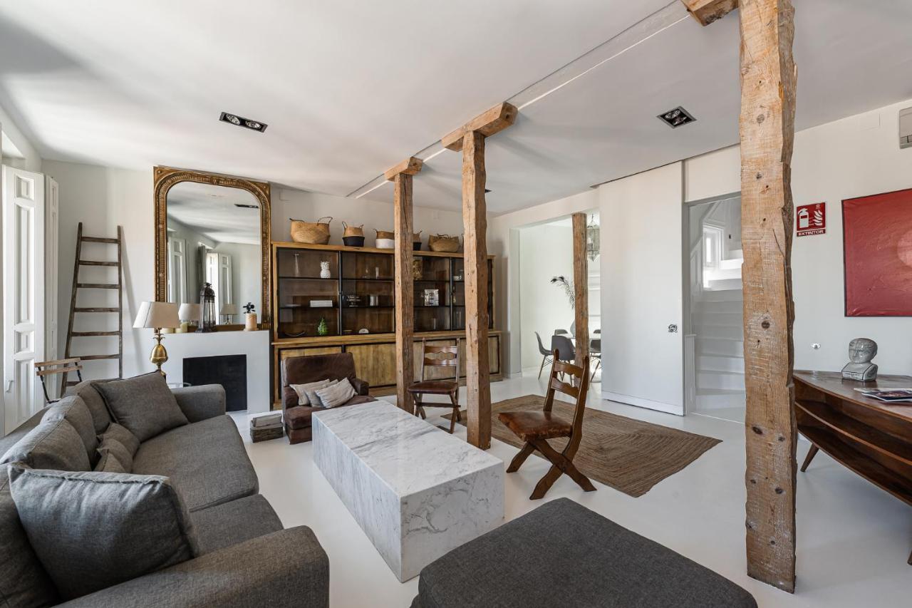 Bnbholder Refined Duplex Malasana Apartment