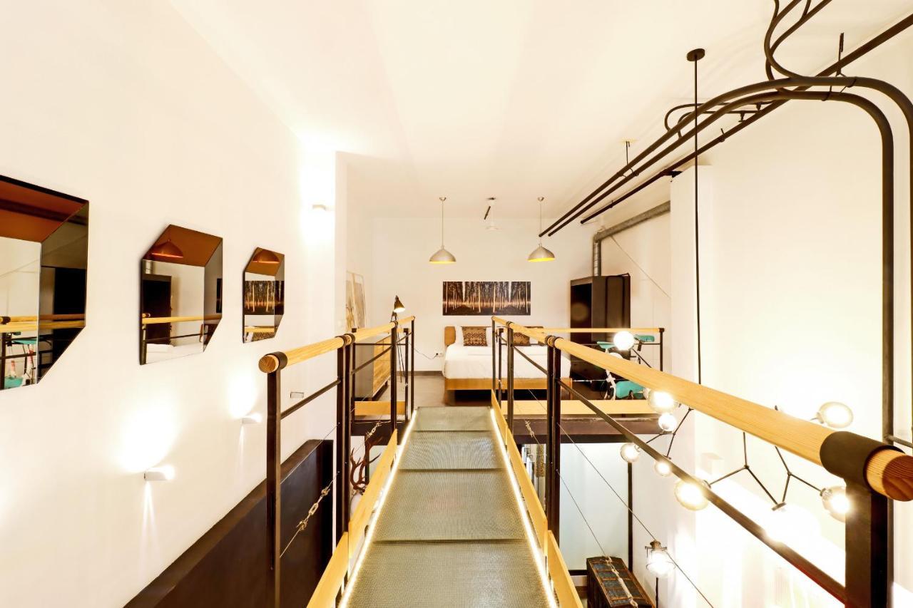 Loft Jacuzzi Palace By Madflats Collection