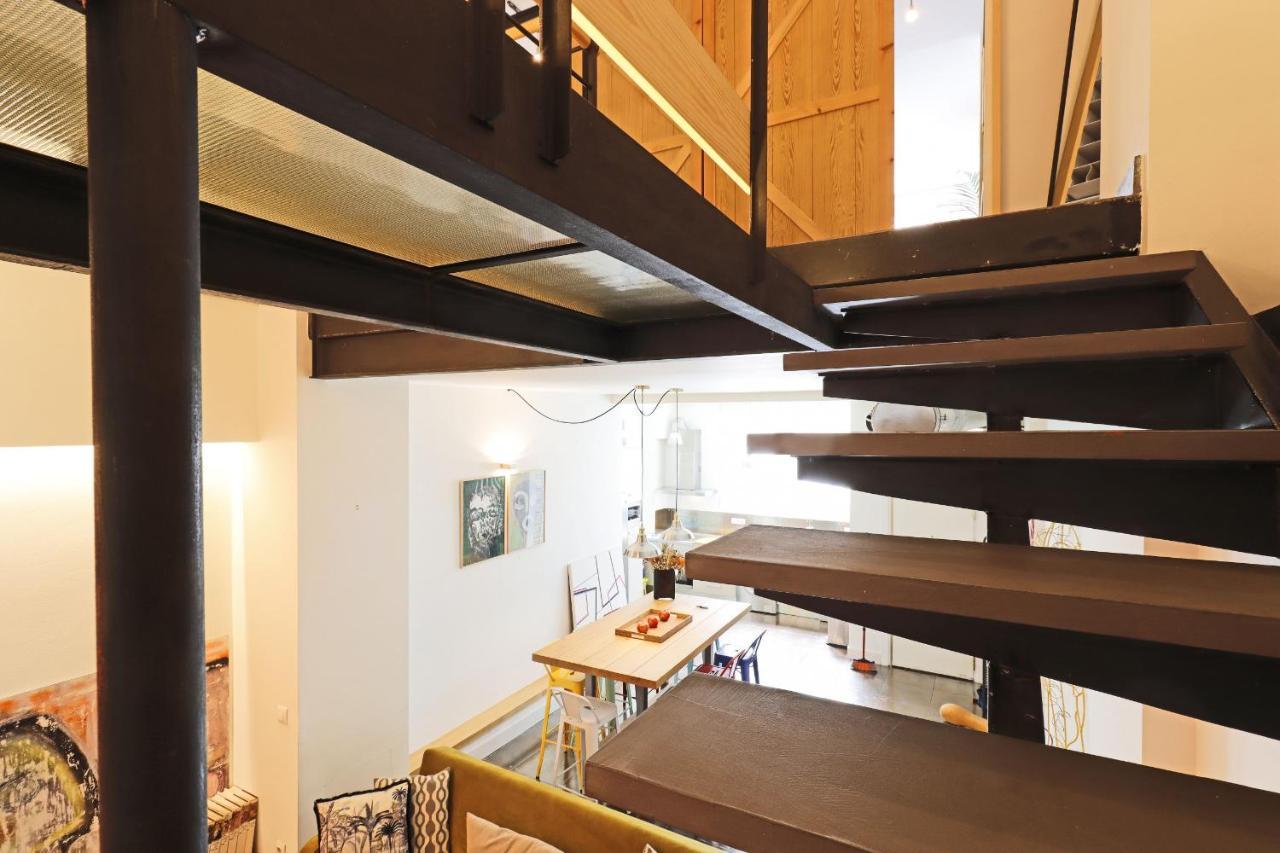 Loft Jacuzzi Palace By Madflats Collection Apartment
