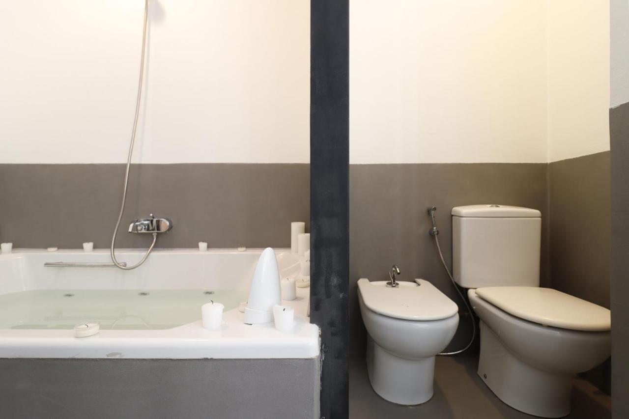 Apartment Loft Jacuzzi Palace By Madflats Collection Madrid
