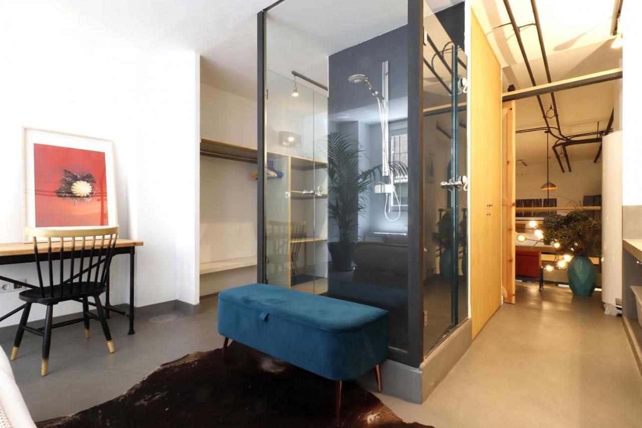 Loft Jacuzzi Palace By Madflats Collection