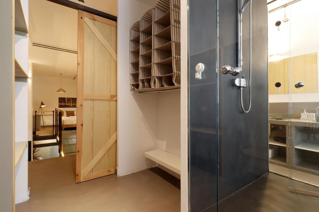 Loft Jacuzzi Palace By Madflats Collection
