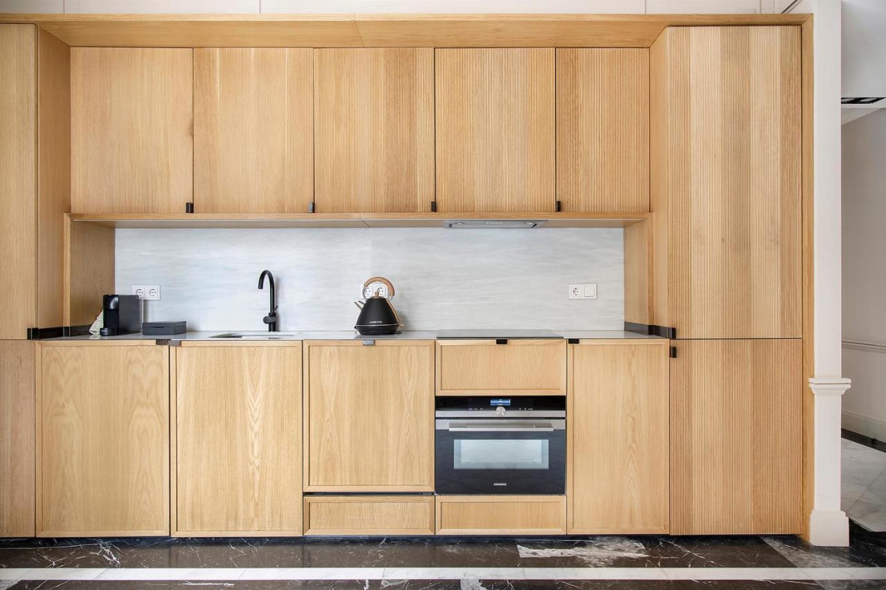 Apartment Ayala 63 - The Arc Collection
