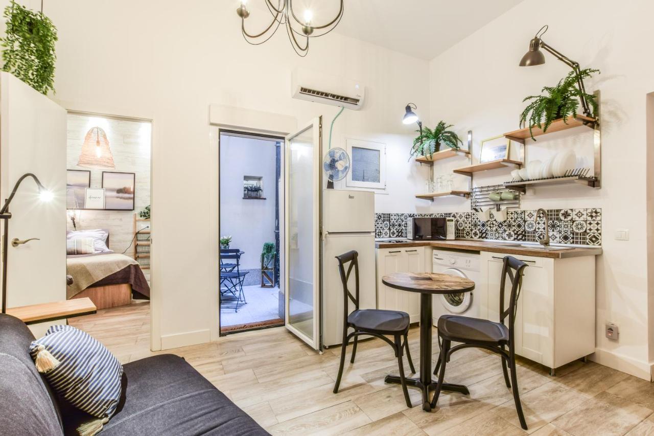 Apartamento Plaza De Lavapies Con Patio Apartment *