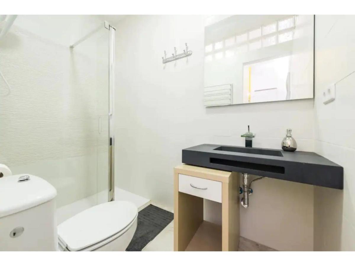 Little Cozy Loft Free Street Parking Wifi Barbadillo Bis Lejlighed