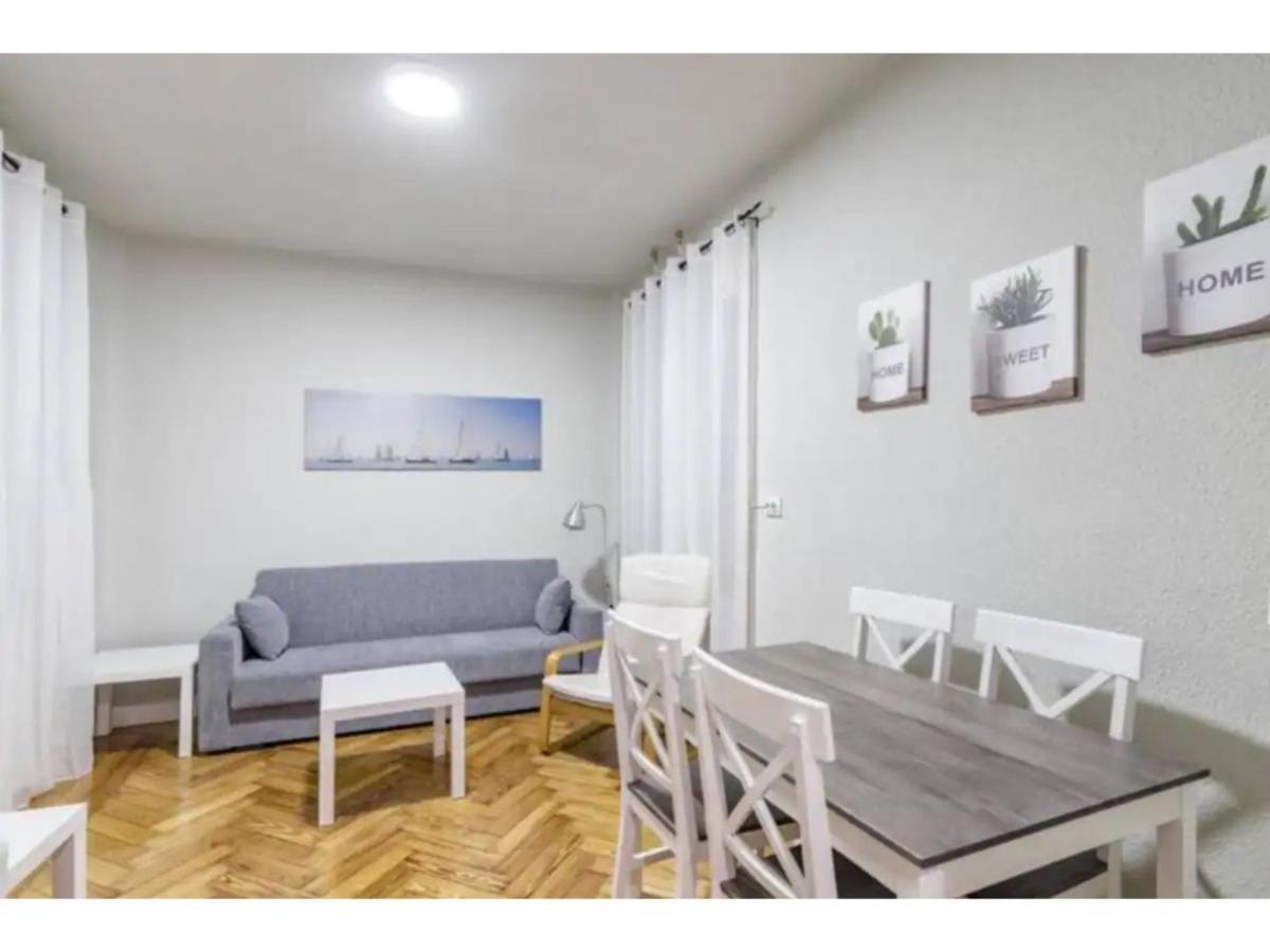 Apartment Silencioso Apartamento En Bailen-la Latina Madrid