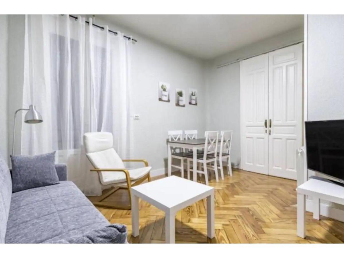 Silencioso Apartamento En Bailen-la Latina