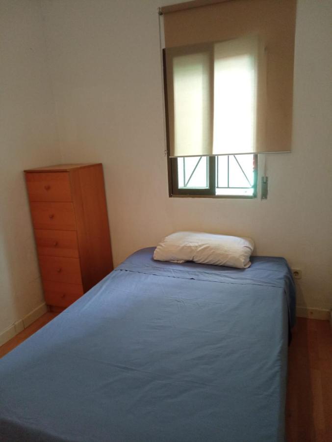 Apartamento Calle Maria Luisa Con 3 *