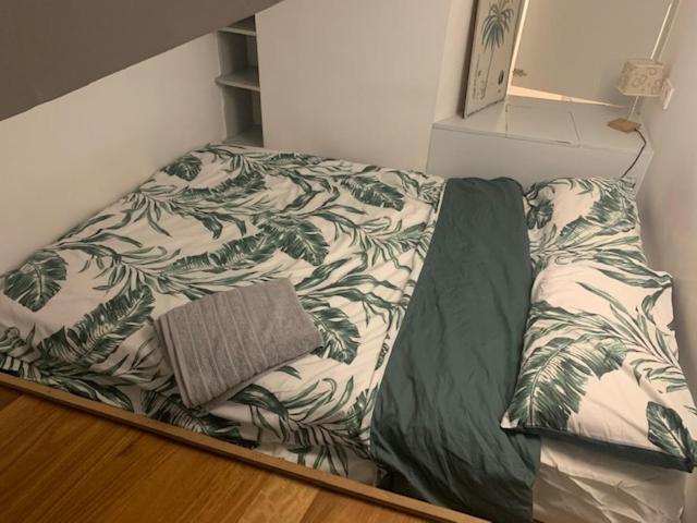 Impresionante Apartamento En Malasana Apartamento Madri