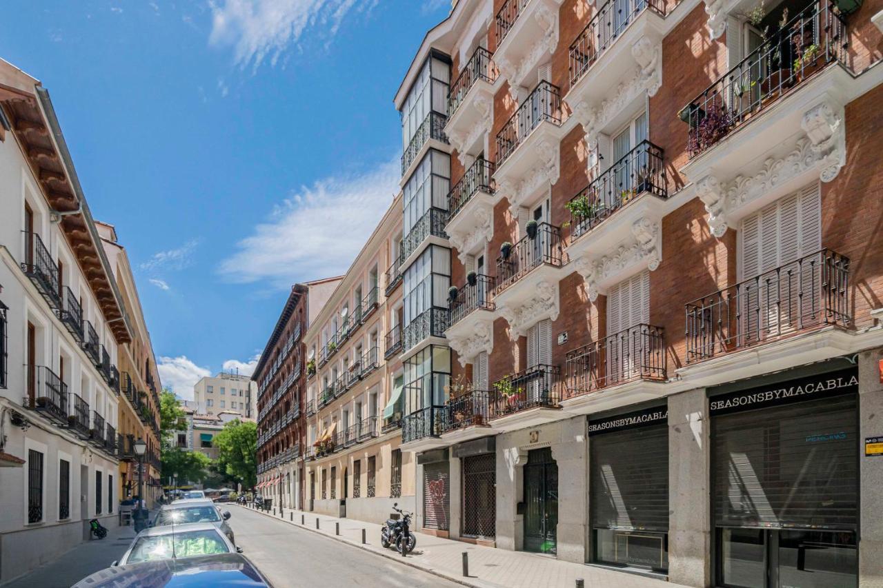 Apartment For Temporal In The Center Of Esl5 *