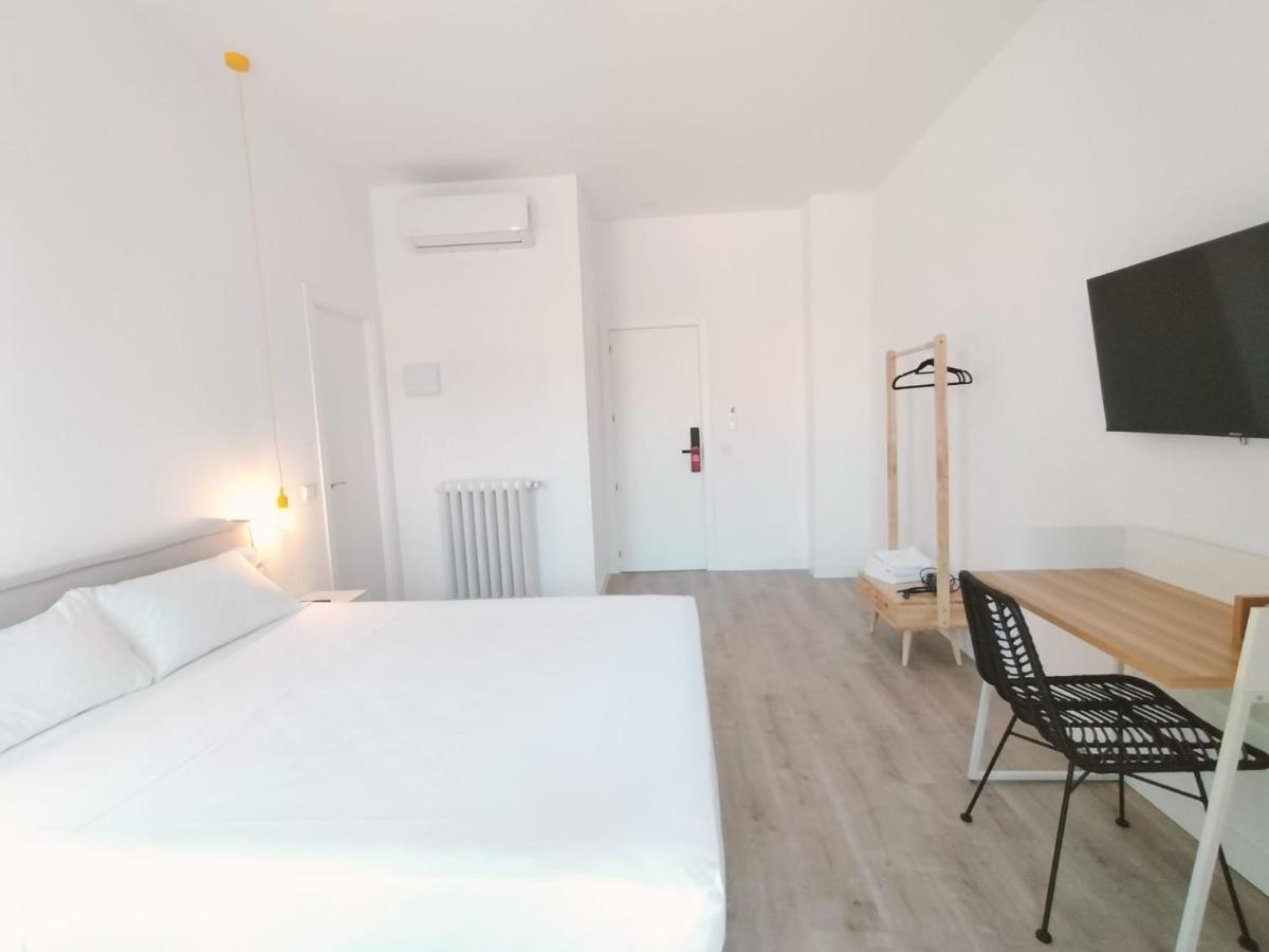 Manuela By Gaiarooms Guest house 2*