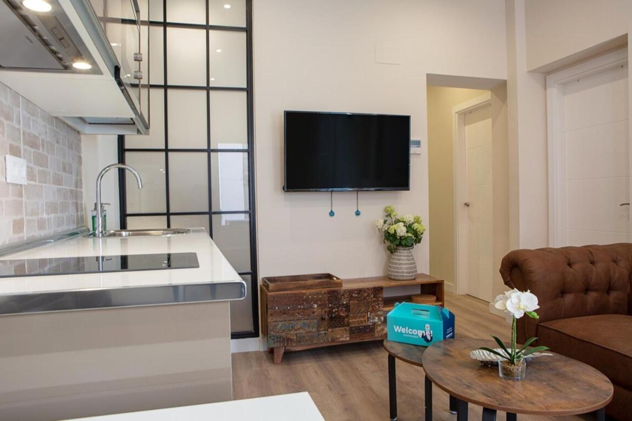 Elegant 3 Bedroom In La Latina
