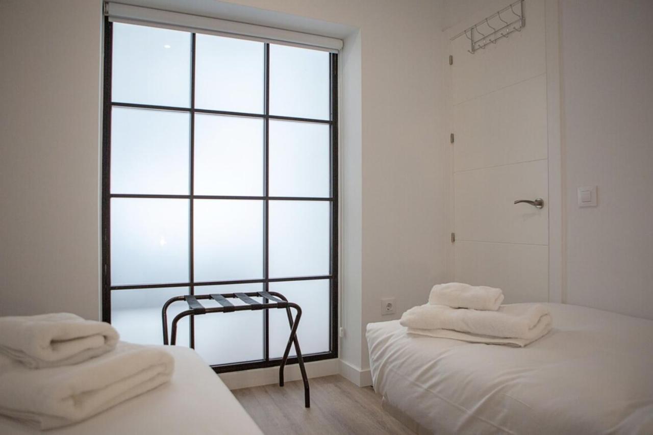 Elegant 3 Bedroom In La Latina Apartment *