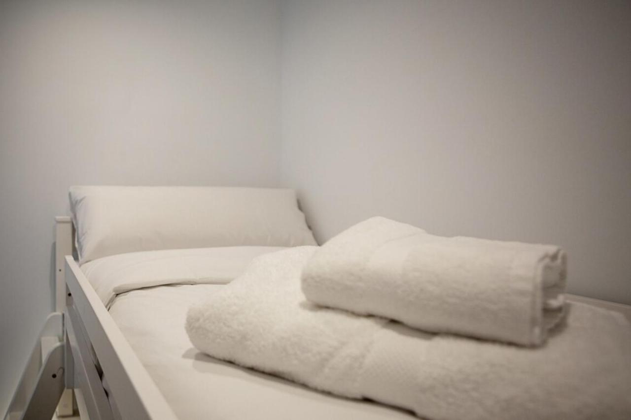 Elegant 3 Bedroom In La Latina Apartment *