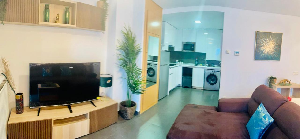 Apartment Precioso Atico Con Terraza - Cerca A Rio Madrid