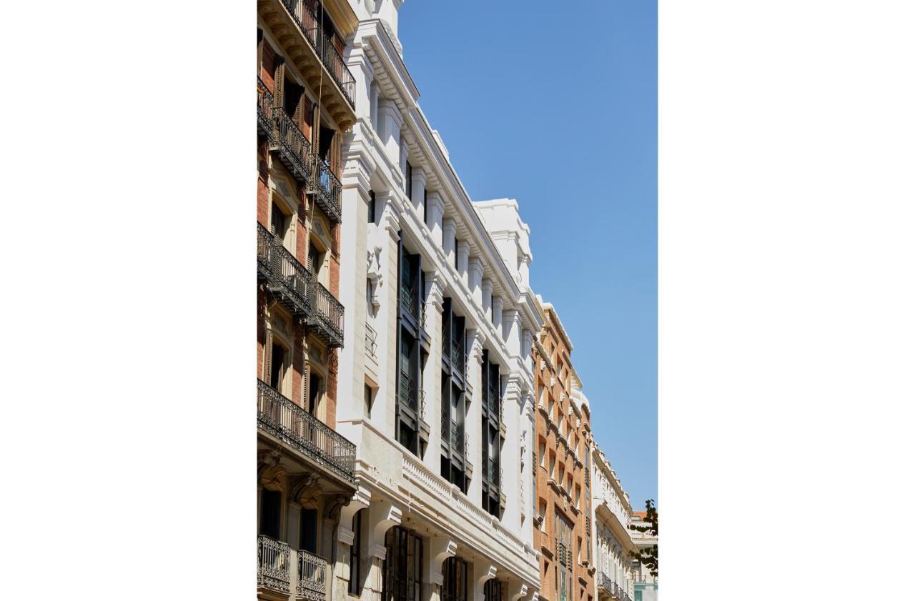 60 Balconies Iconic Madrid