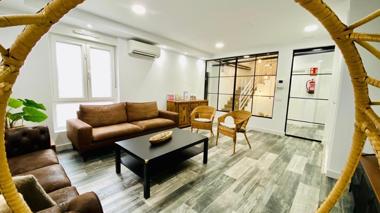 Centrally Located Duplex: Rio-palacio Real Linneo * Madrid