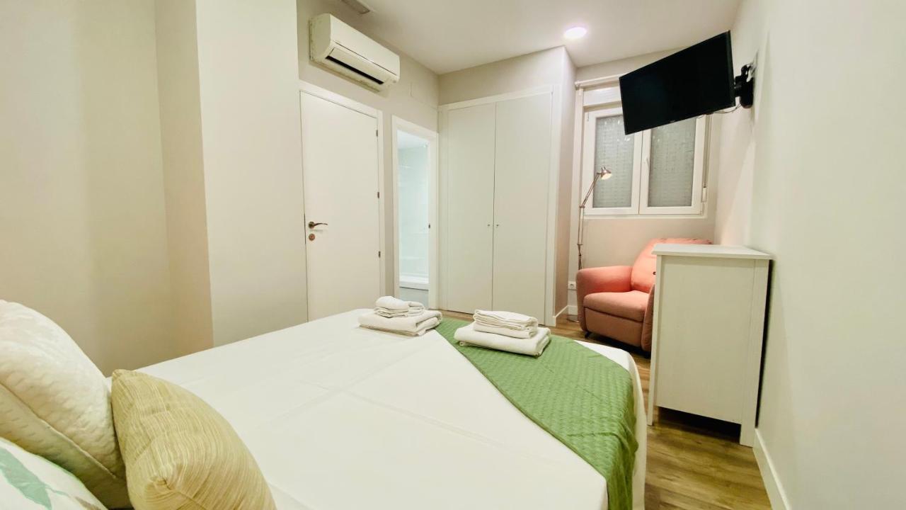 Apartment Centrally Located Duplex: Rio-palacio Real Linneo Madrid