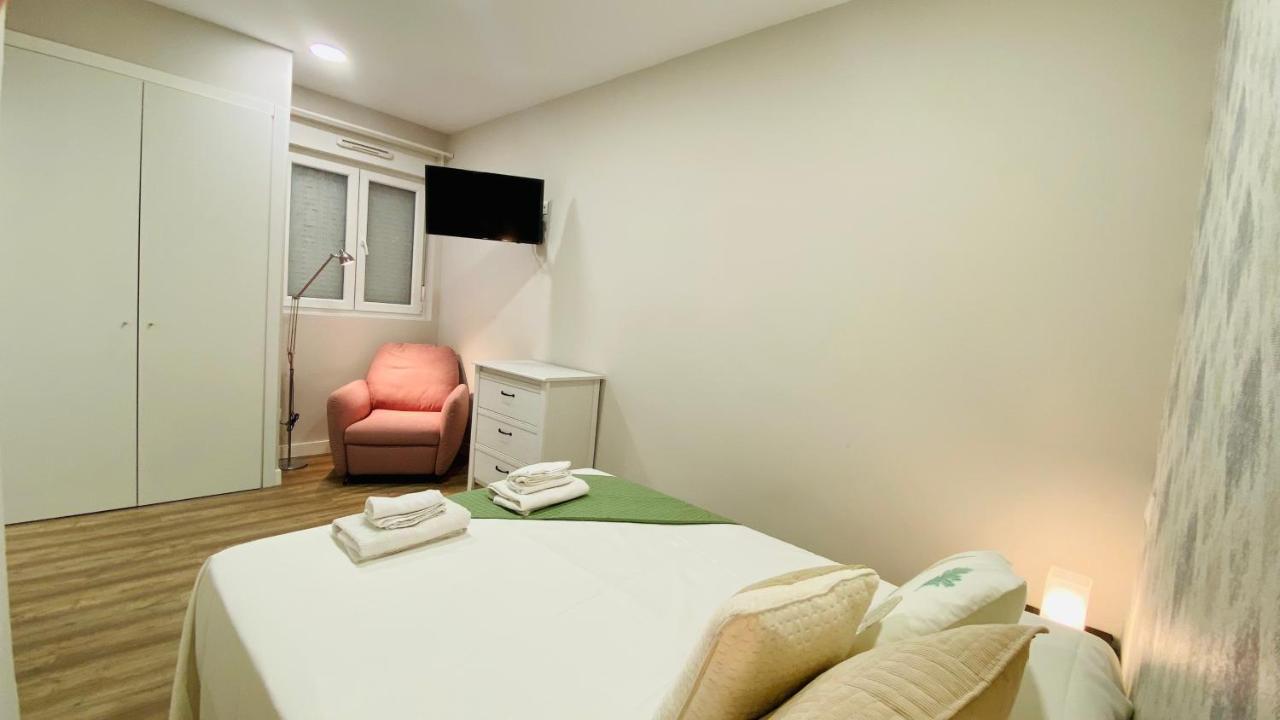 Centrally Located Duplex: Rio-palacio Real Linneo * Madrid