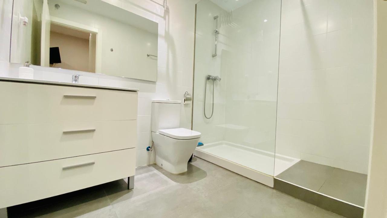 Apartment Centrally Located Duplex: Rio-palacio Real Linneo *