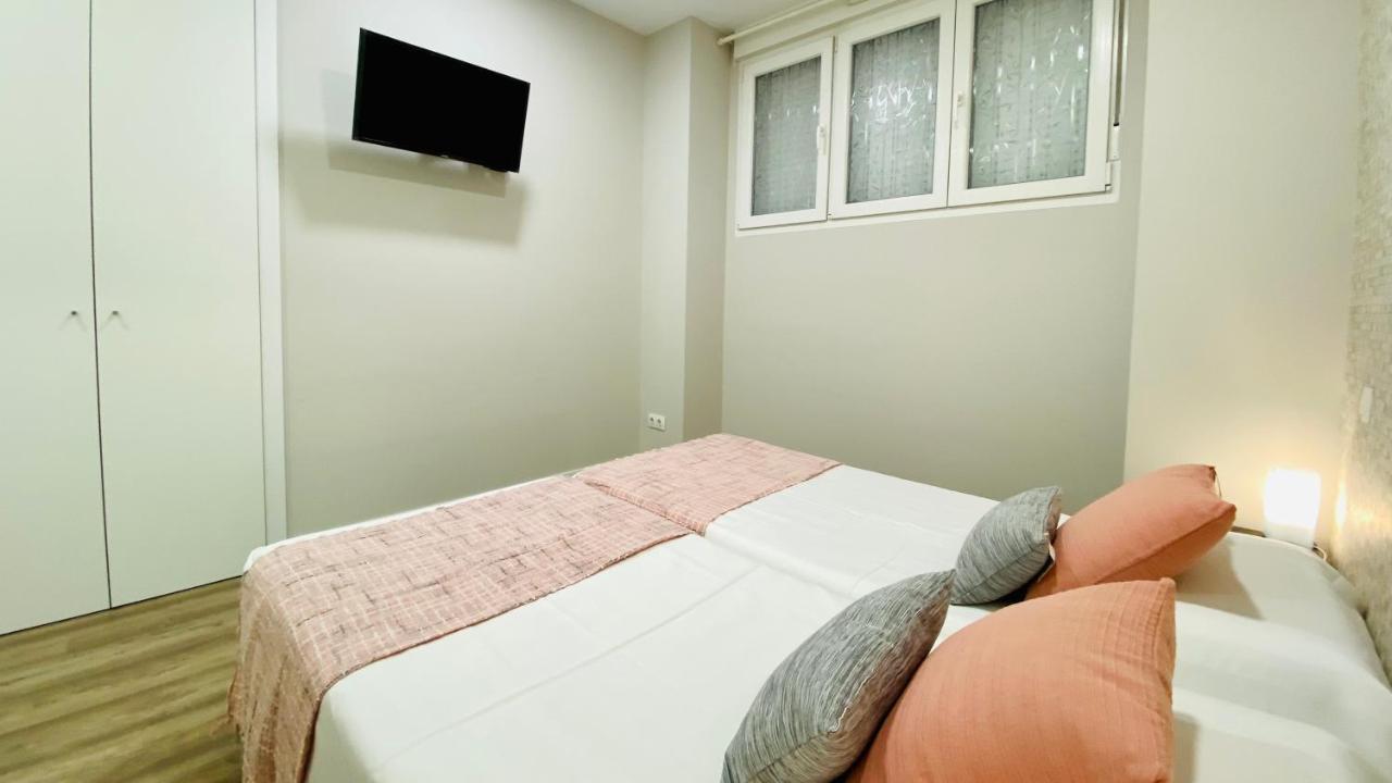 Apartment Centrally Located Duplex: Rio-palacio Real Linneo Madrid