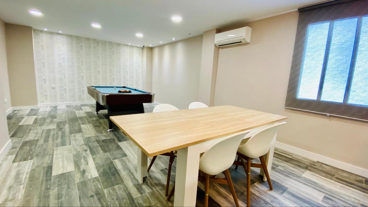 Apartment Centrally Located Duplex: Rio-palacio Real Linneo