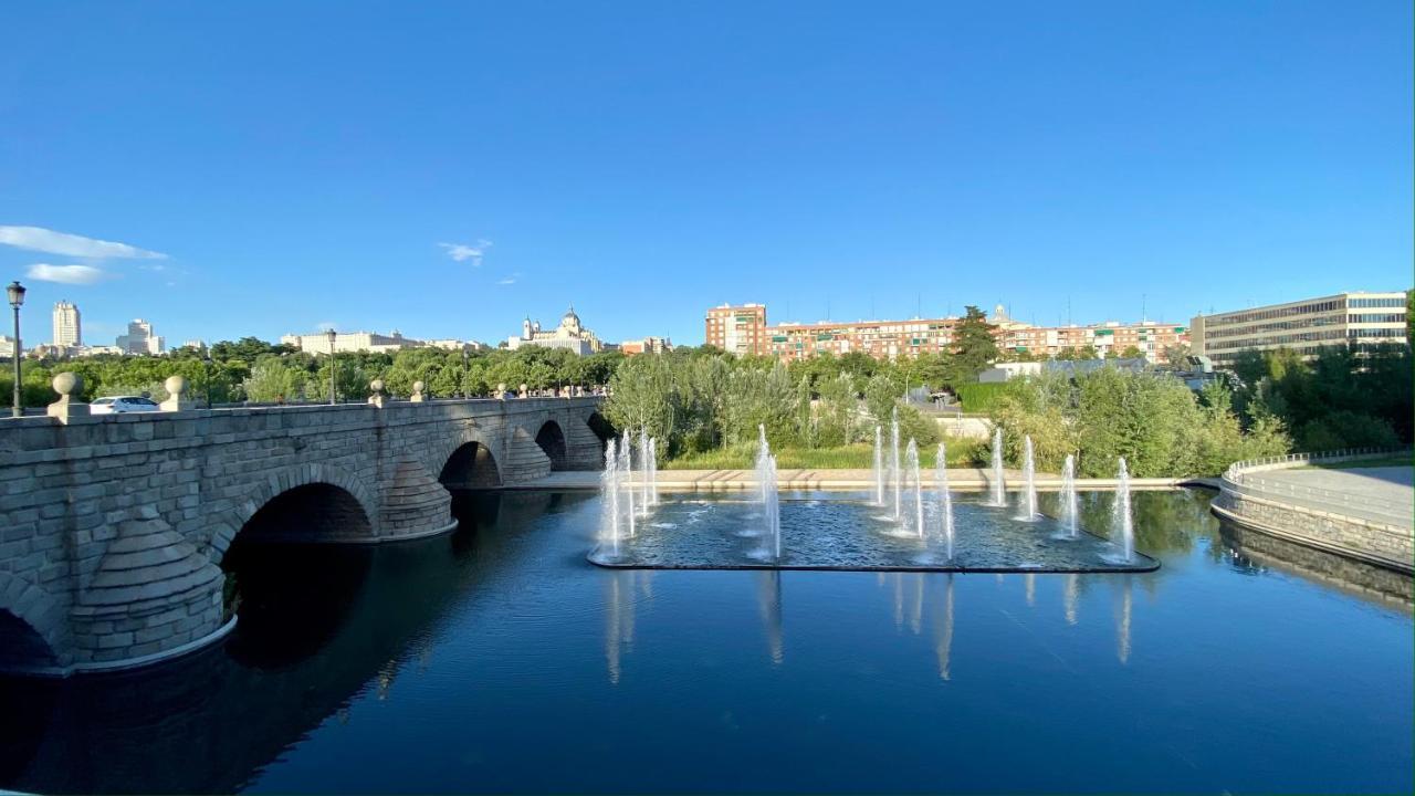 Apartment Centrally Located Duplex: Rio-palacio Real Linneo Madrid