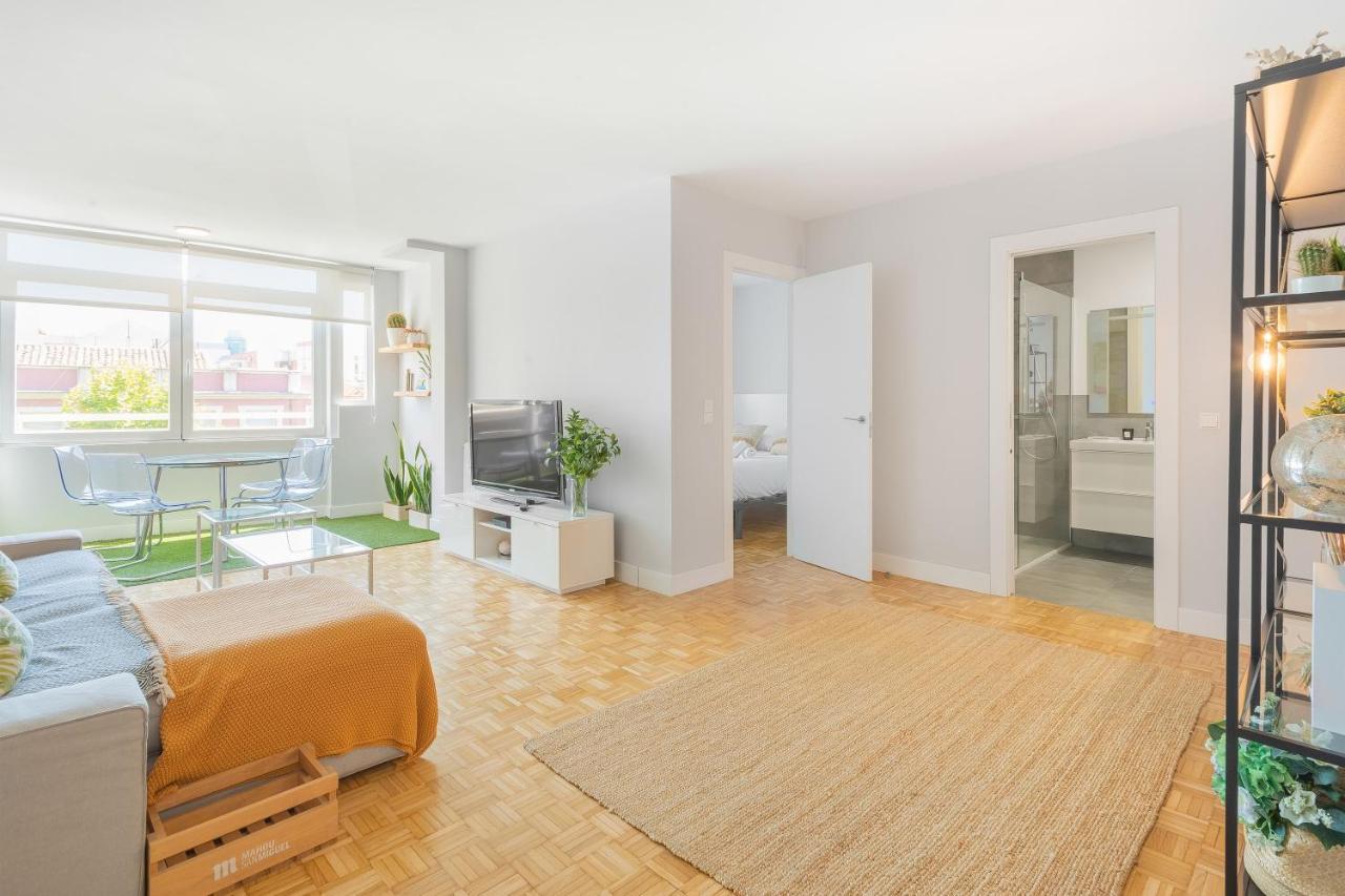 Minty - Bright Chamberi Apartment