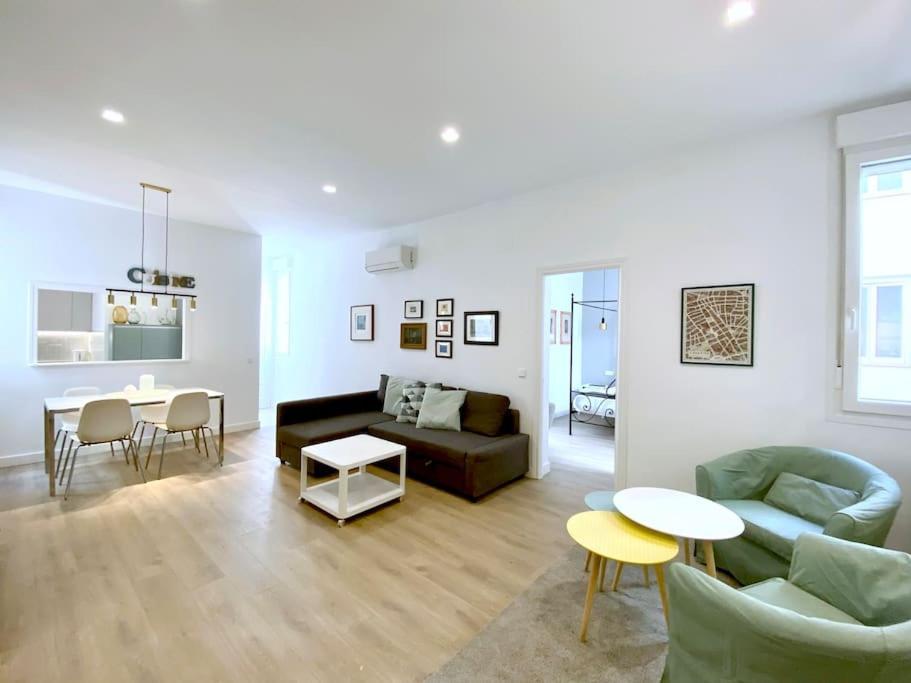 El Pisito De Tirso En El Corazon De New&cozy Apartment