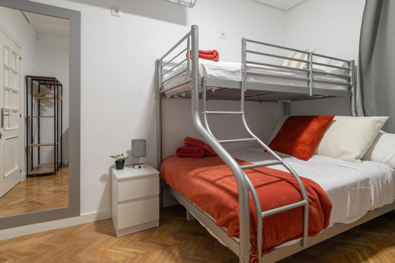 Apartment Groups Art-pop, By Monaro***** Madrid