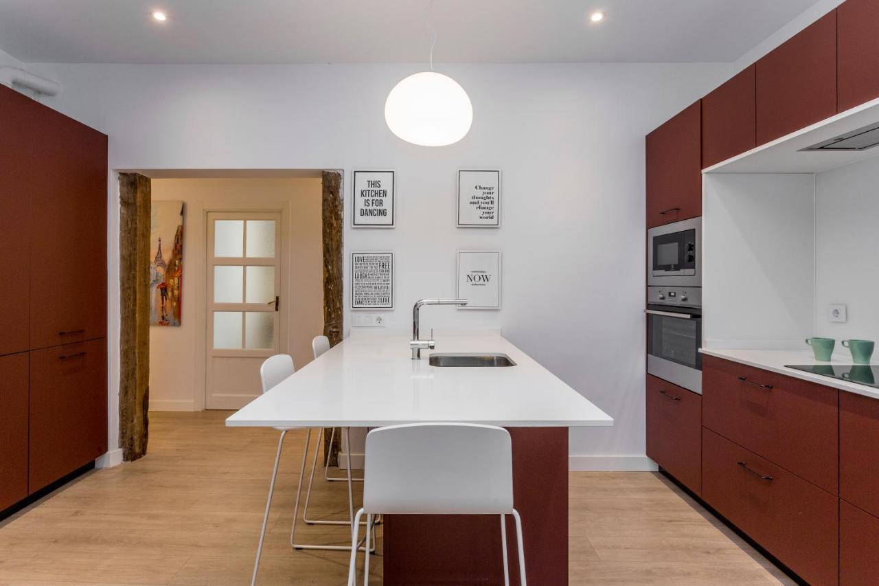 Apartment Down Town Sol. By Monaro *