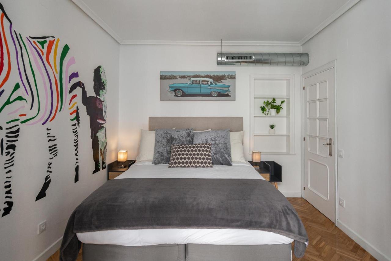 Apartment Groups Art-pop, By Monaro***** Madrid