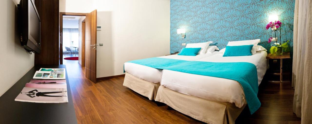 Apartosuites Jardines De Sabatini 3* Madri