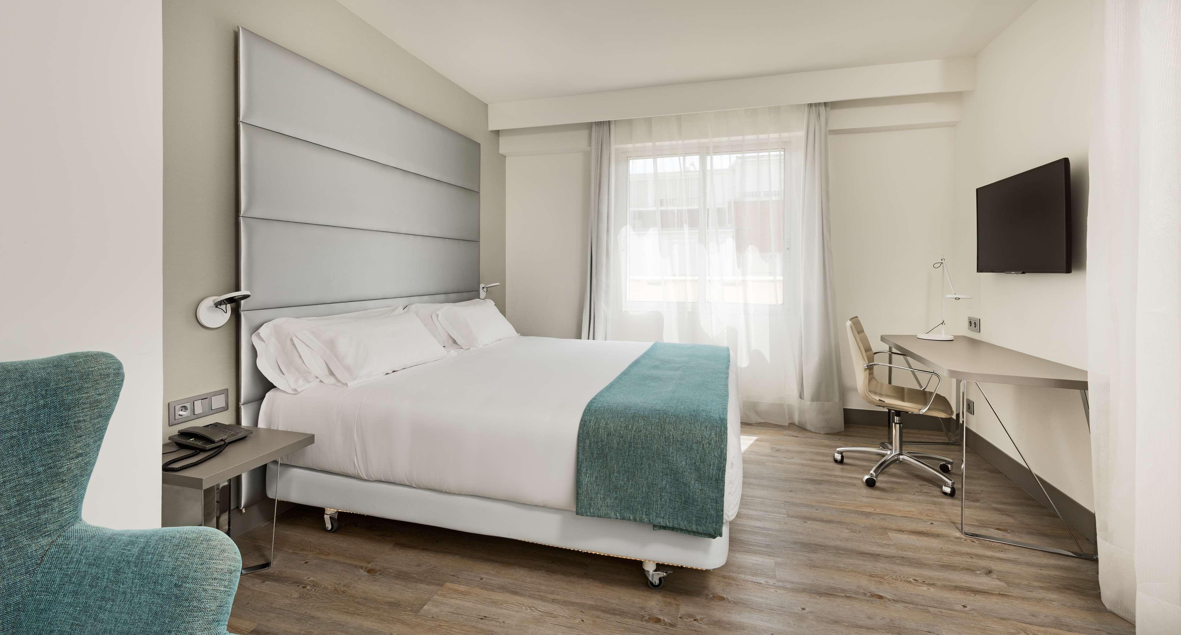 Hotel Nh Zurbano