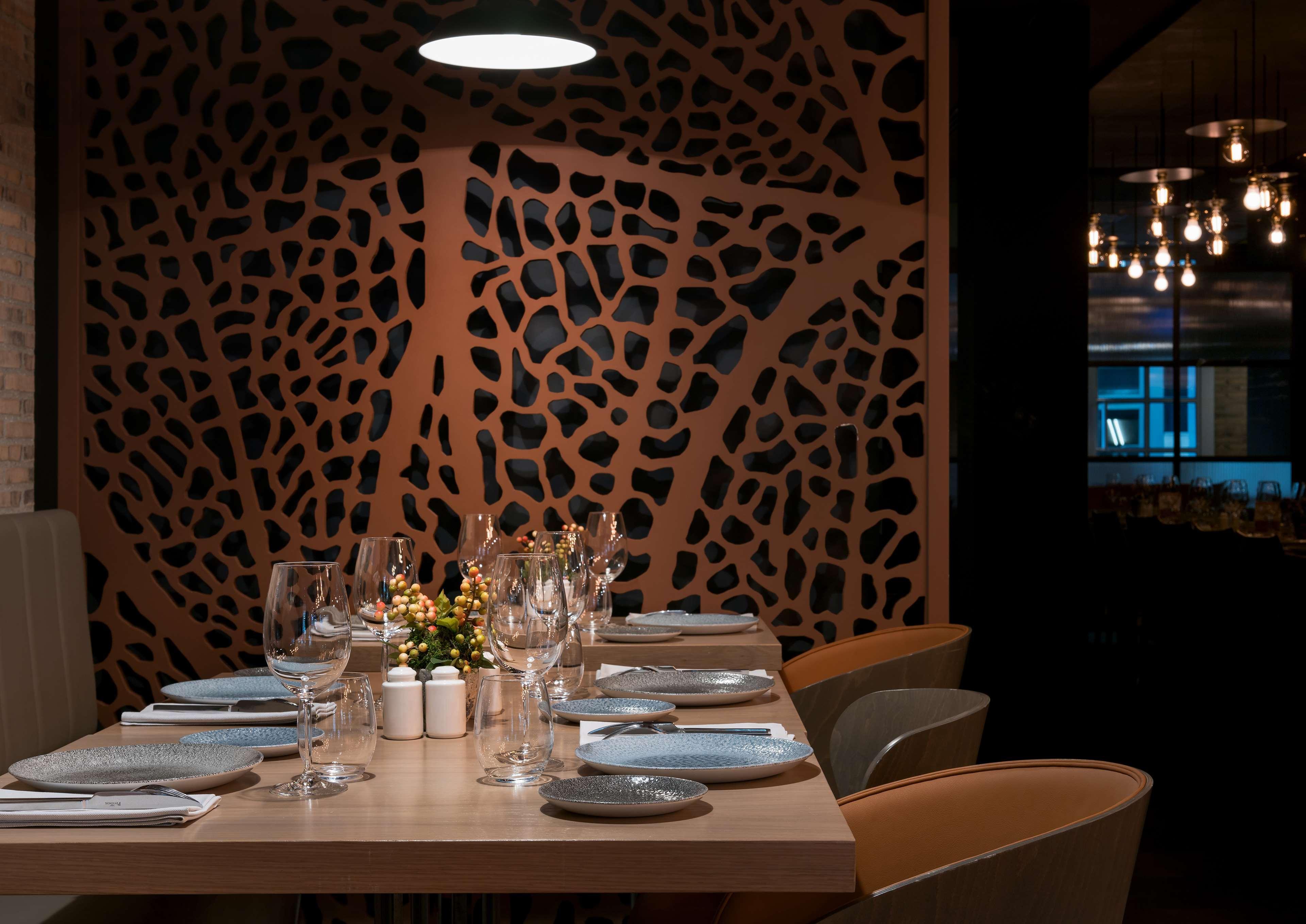 Hotel Catalonia Gran Via 4*