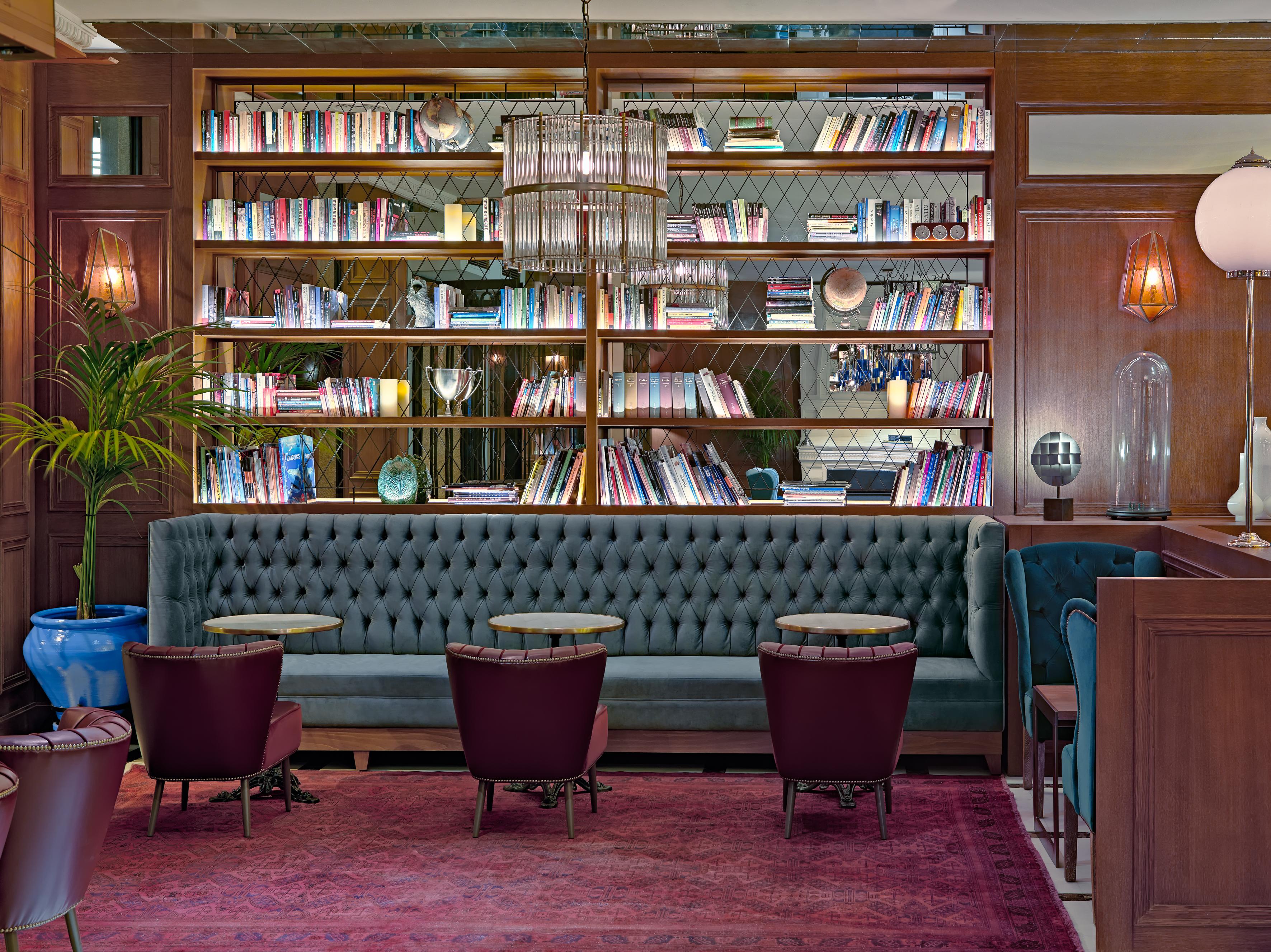 Hotel Boutique H10 De La Reina Madrid