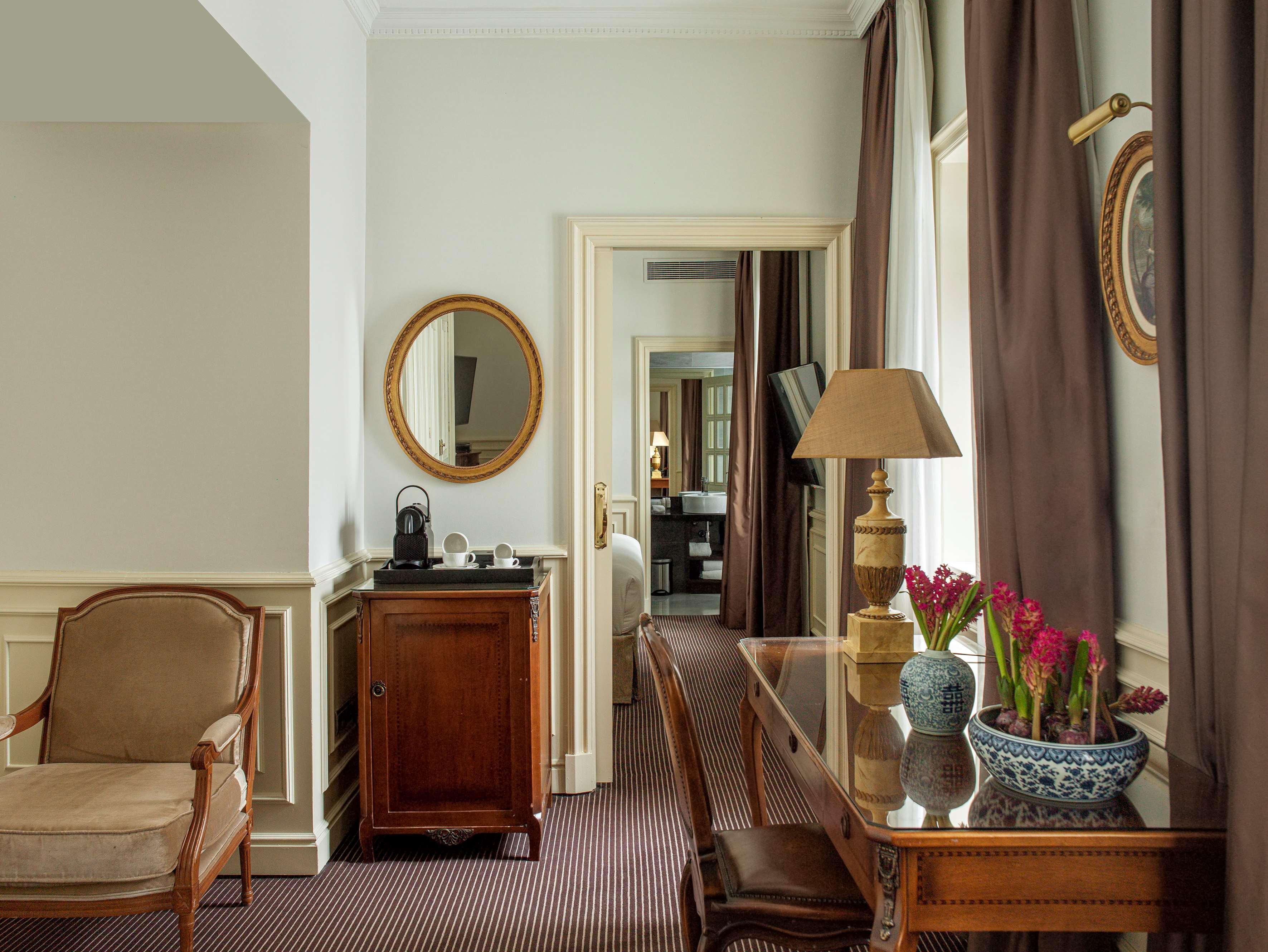 Fenix Gran Melia - The Leading Of The World Hotel