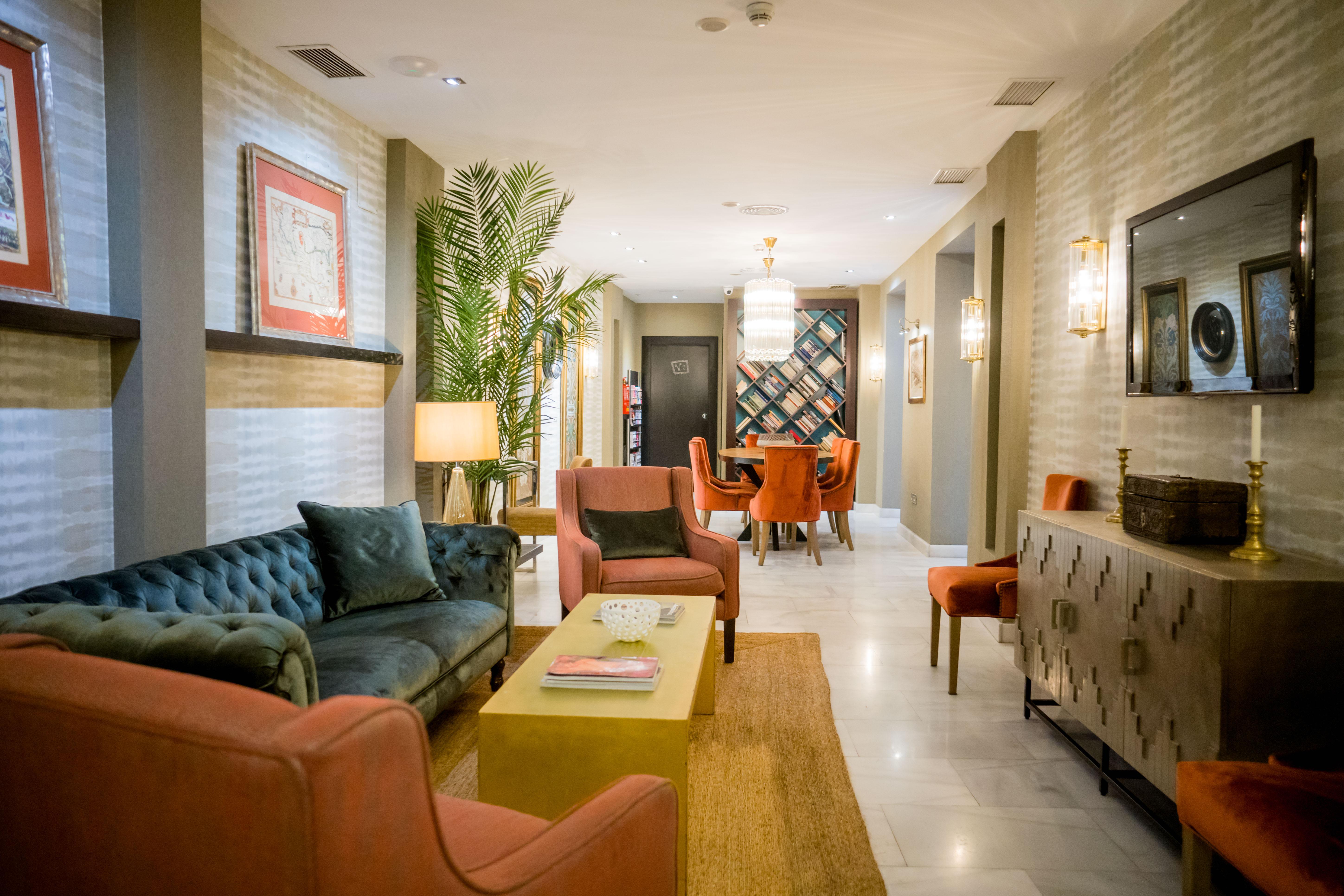 Meninas - Boutique Opera