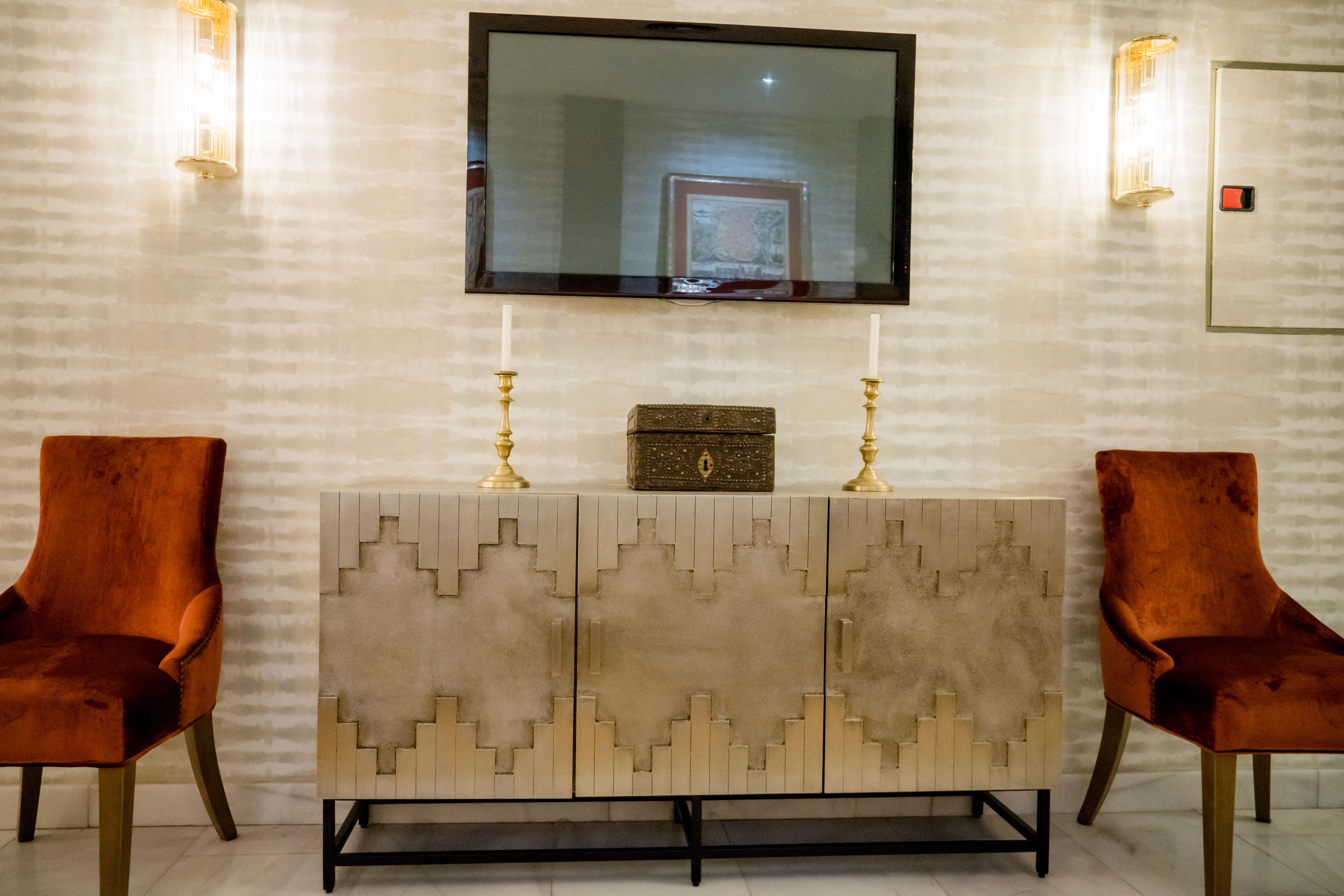 Meninas - Boutique Opera Hotel