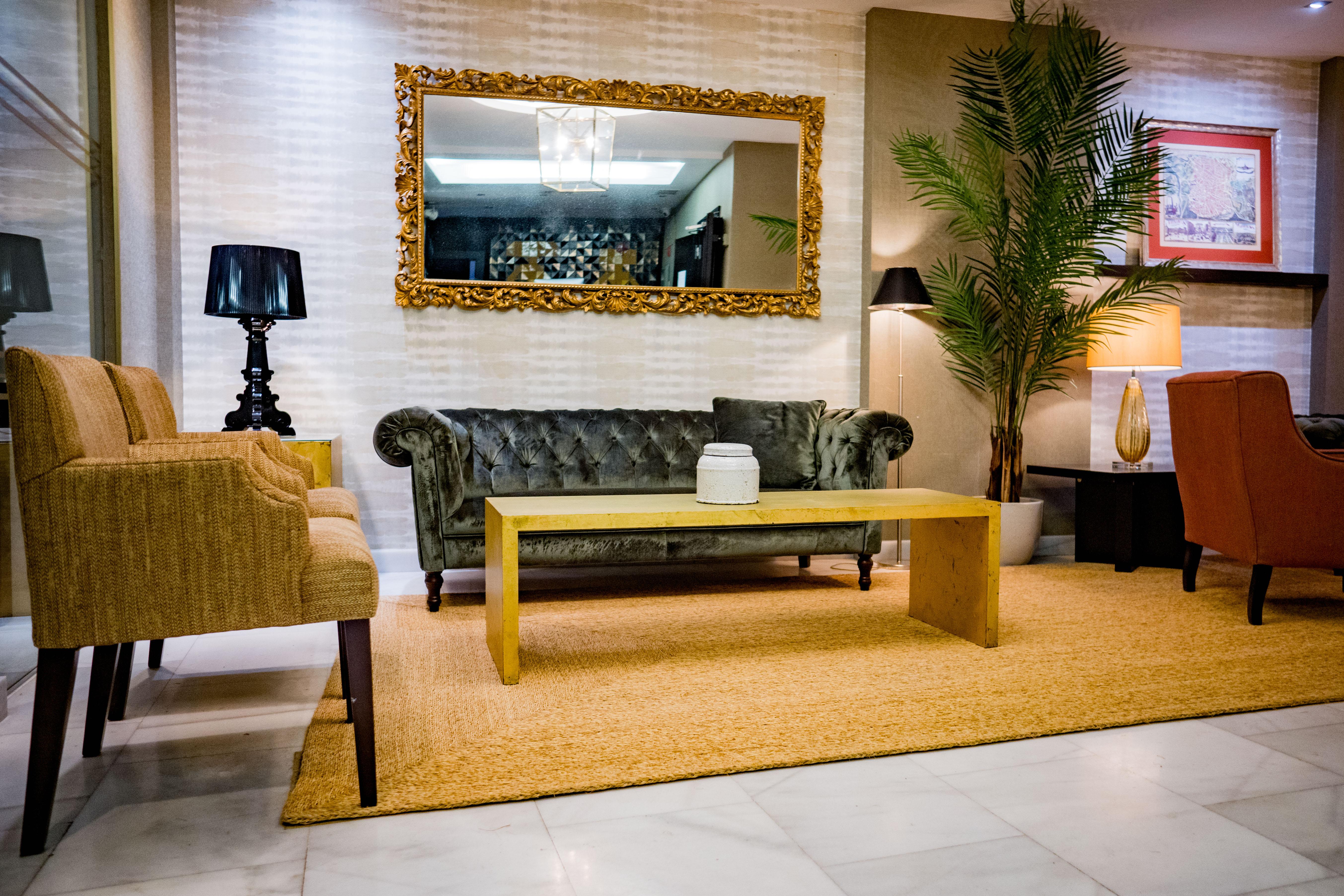 Meninas - Boutique Opera 4* Madrid