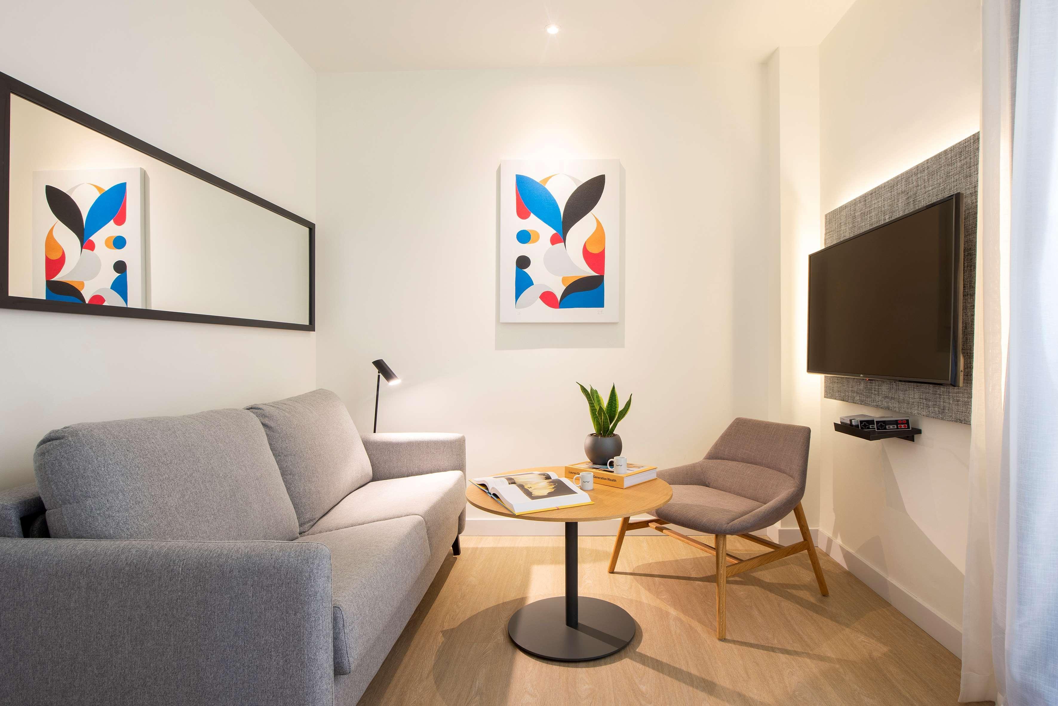 Hotel Innside By Melia Gran Via 4*