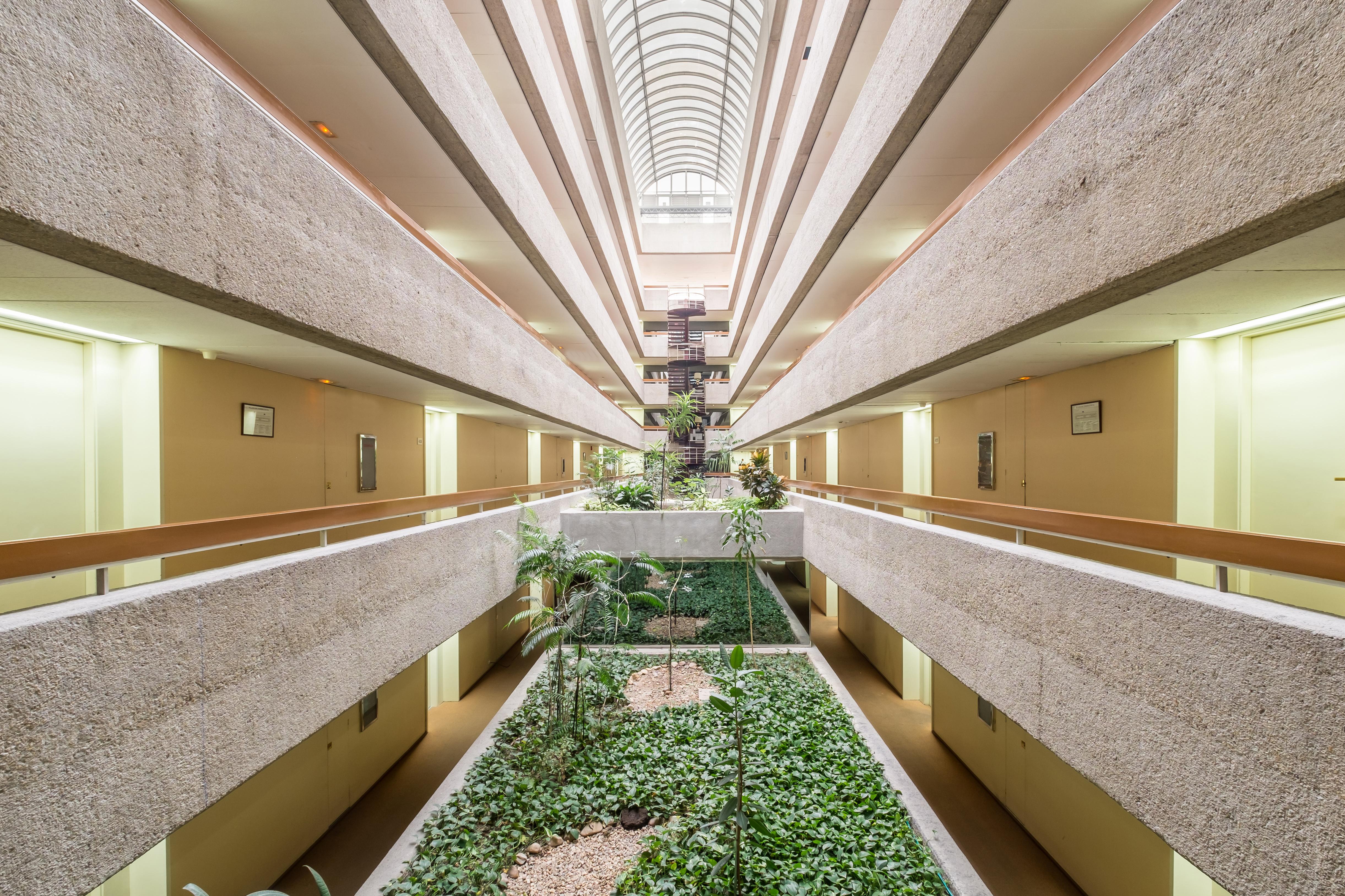 Pierre & Edificio Eurobuilding 2 *