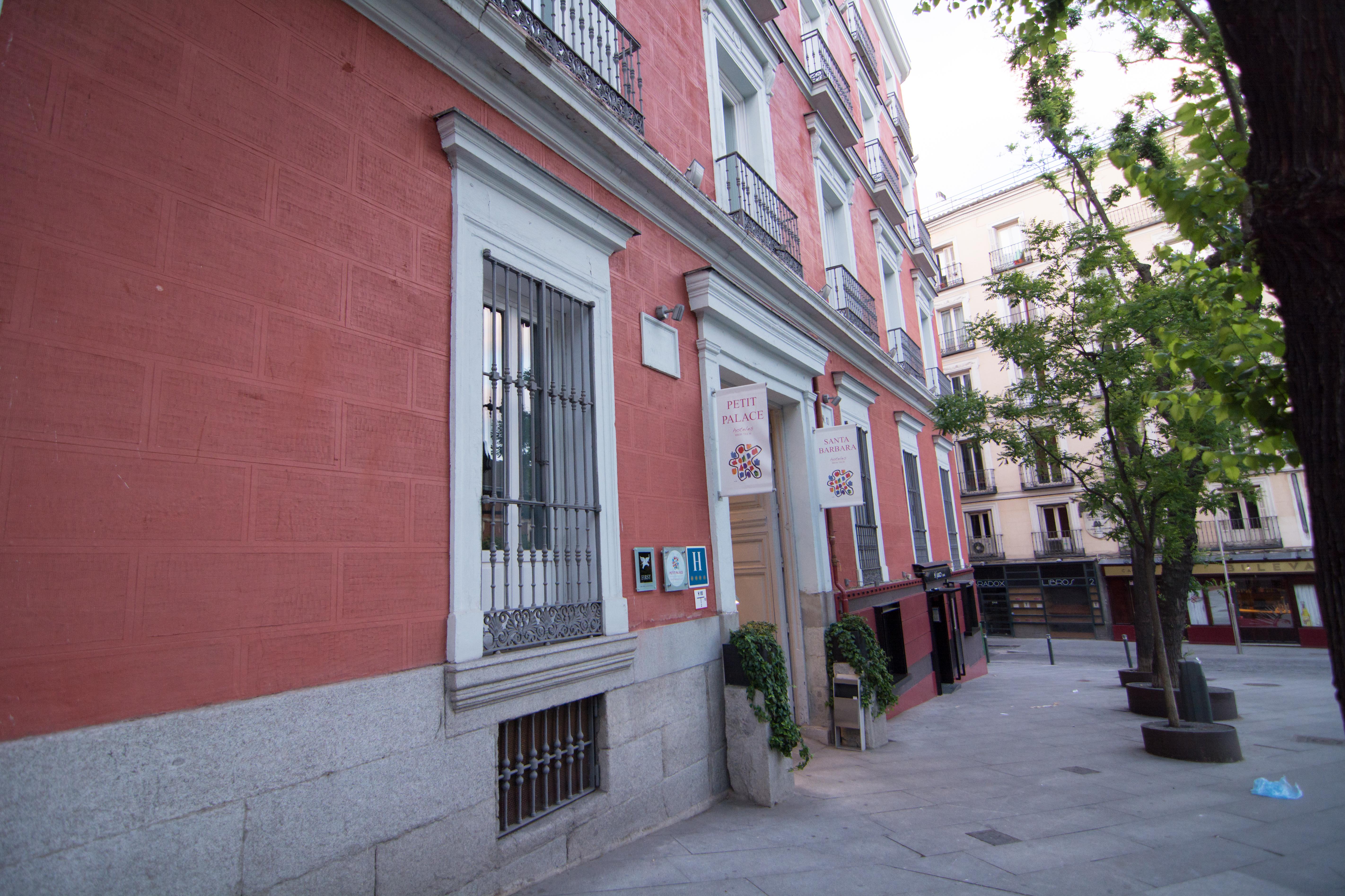 Petit Palace Santa Barbara Hotel 4*