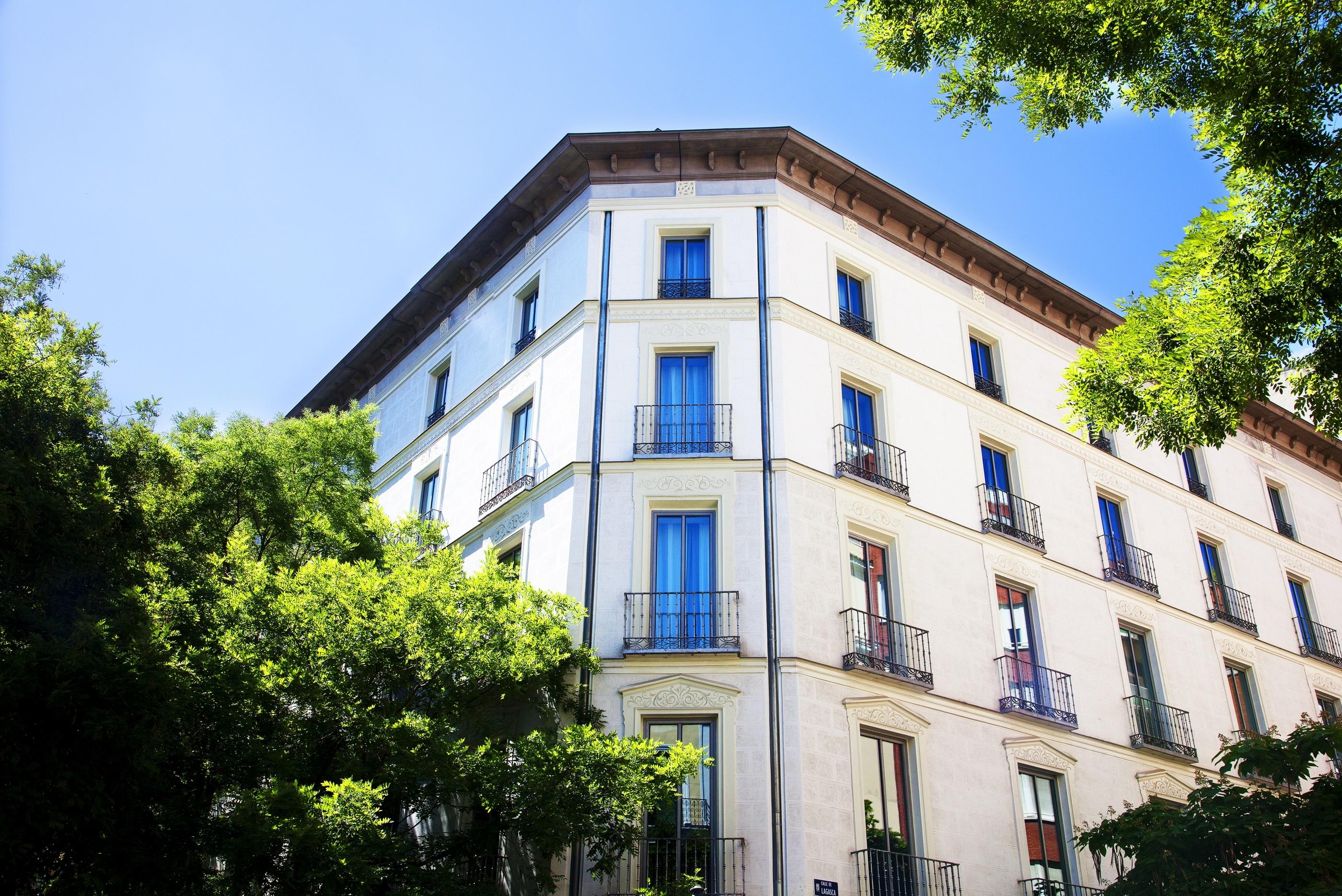 Totem Madrid, A Small Luxury Of The World