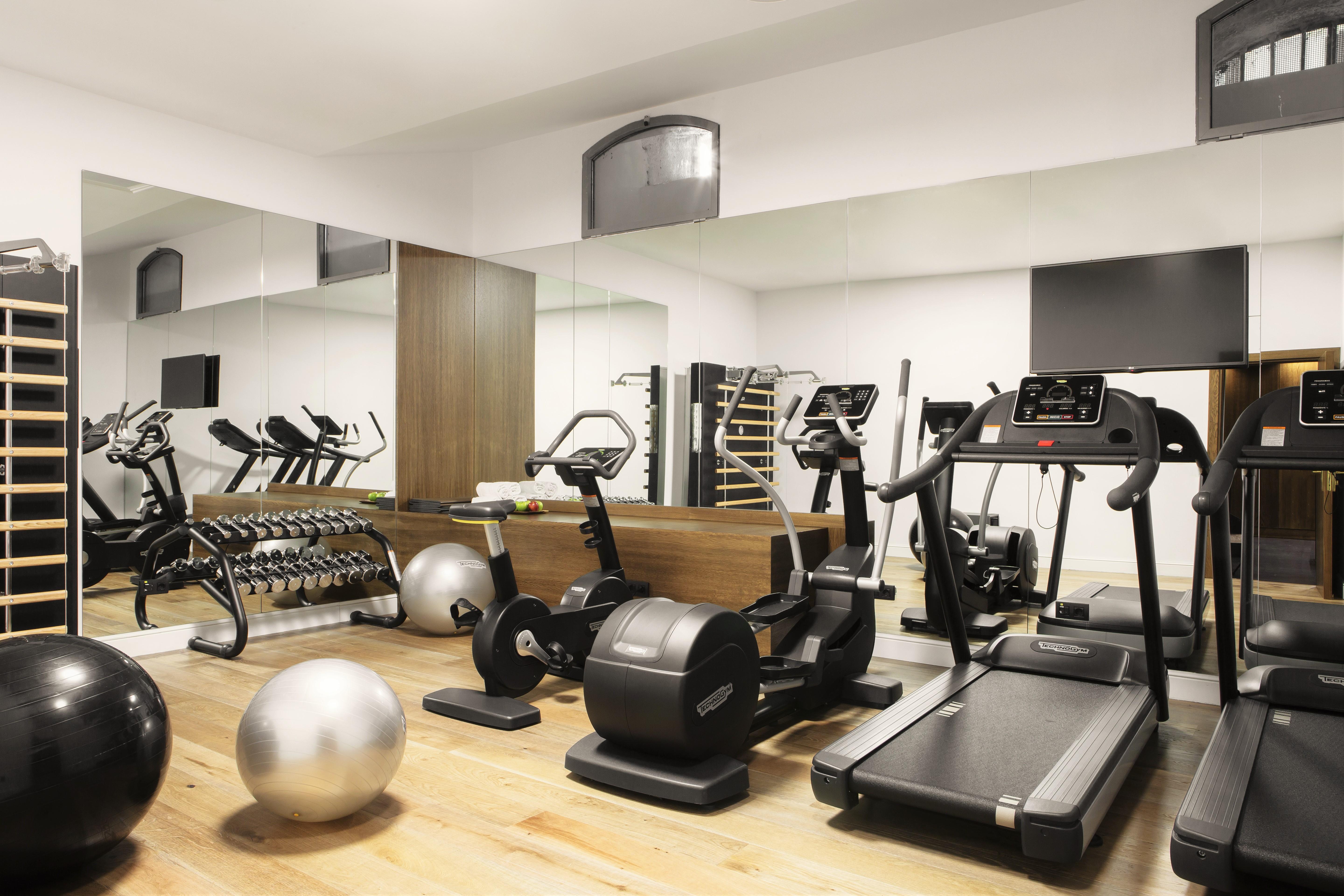 Totem Madrid, A Small Luxury Of The World Hotel