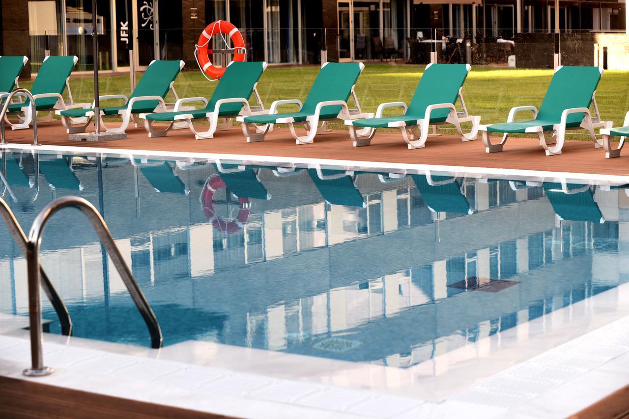 Axor Feria Hotel