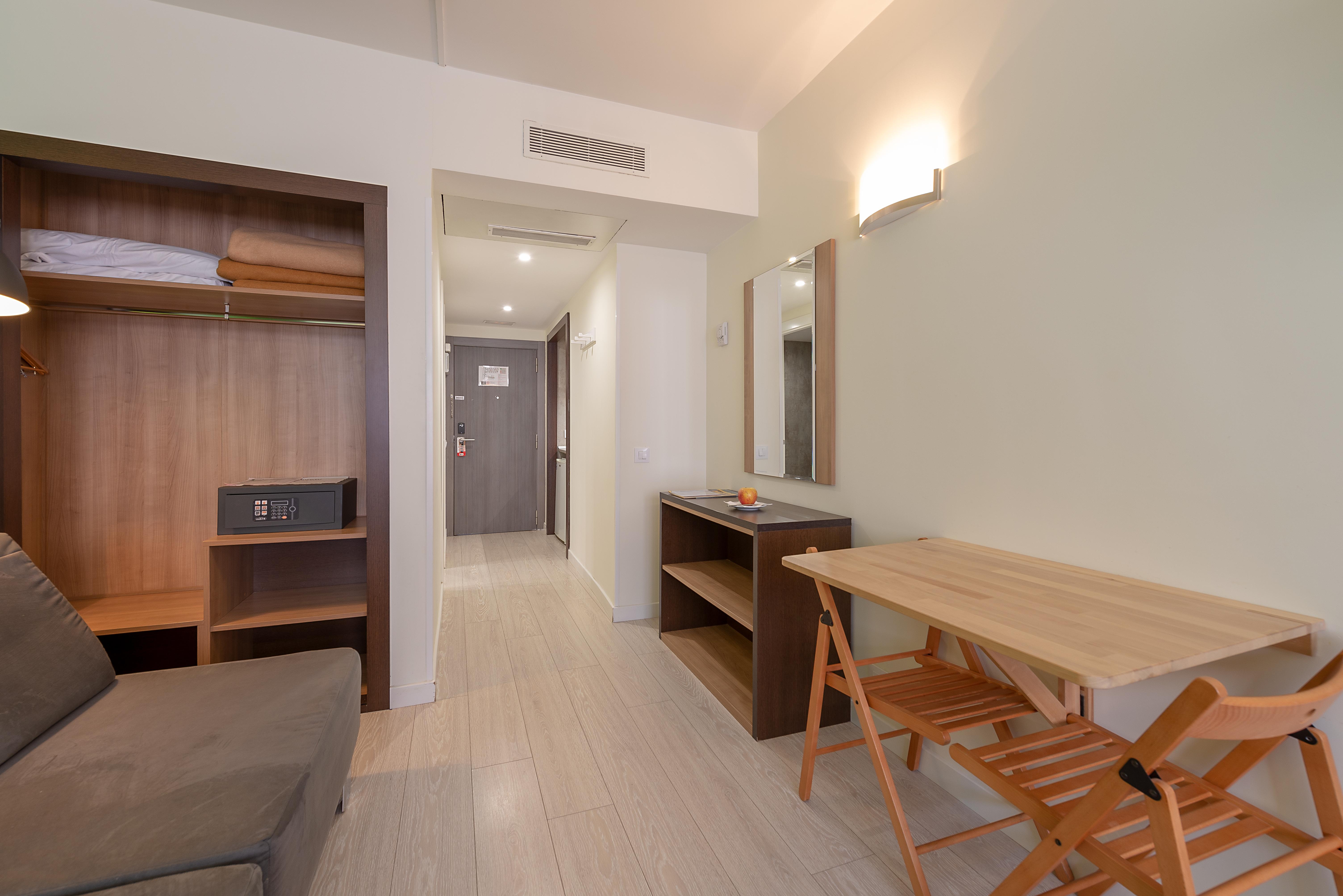 Recoletos Lejlighedshotel 3*